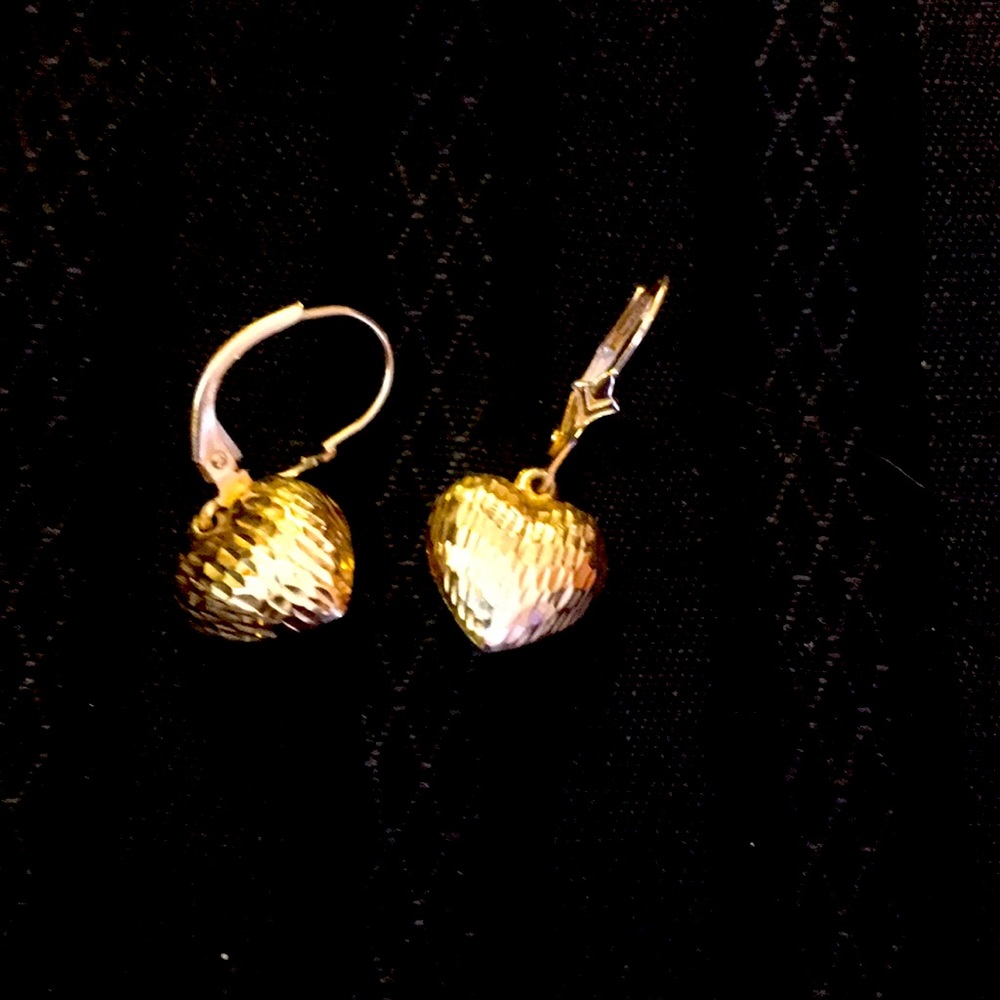 14 Karat Diamond cut Heart Puff dangle earrings